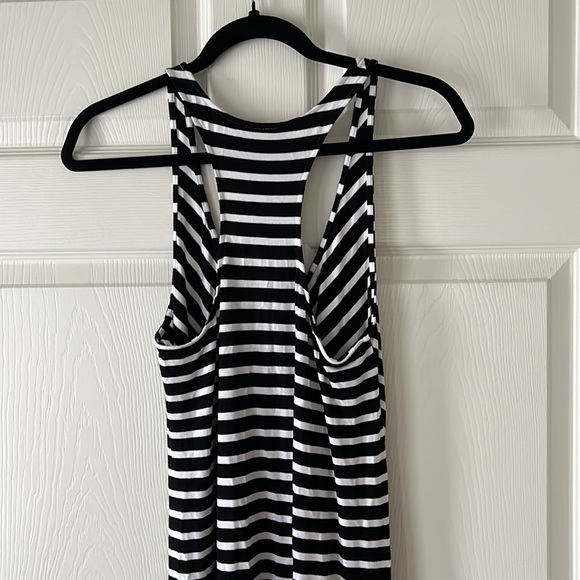 Tommy Bahama‎ Stripe to Chevron Black and White Racerback Maxi Dress Size Medium - Picture 3 of 7